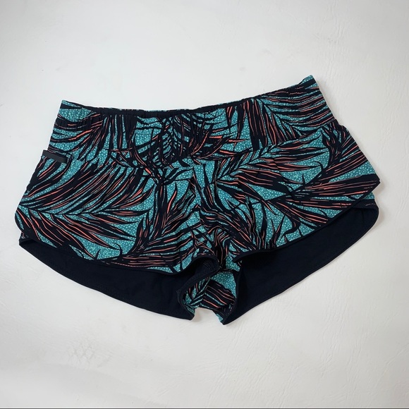 lululemon athletica Pants - Lulúlemon Shorts